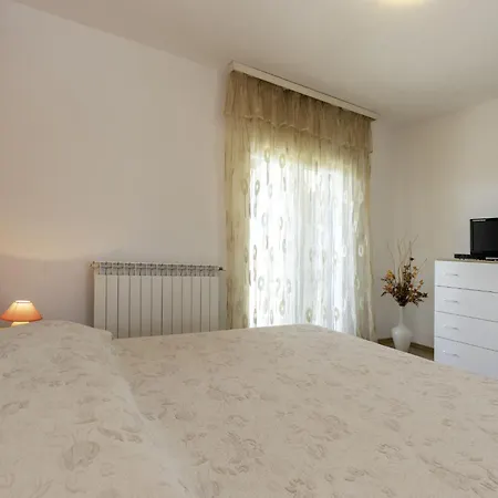 Meri By Interhome Labin (Istria)